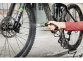Мойка портативная с комплектом для очистки велосипедов Karcher Mobile Outdoor Cleaner